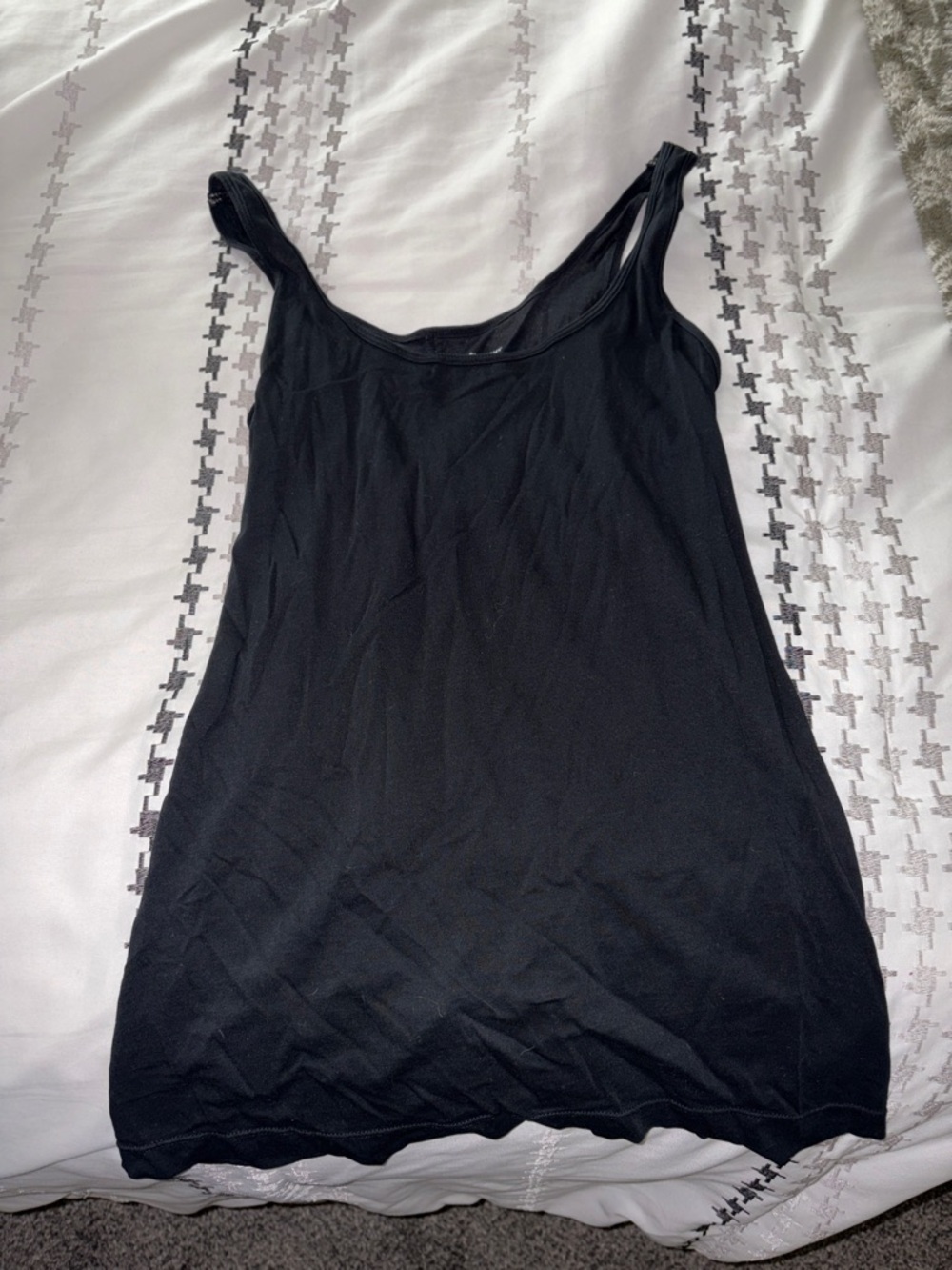 Old Navy Black Women's Scoop Neck Tank Top